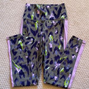 Aerie High-Waisted 7/8 Track Leggings